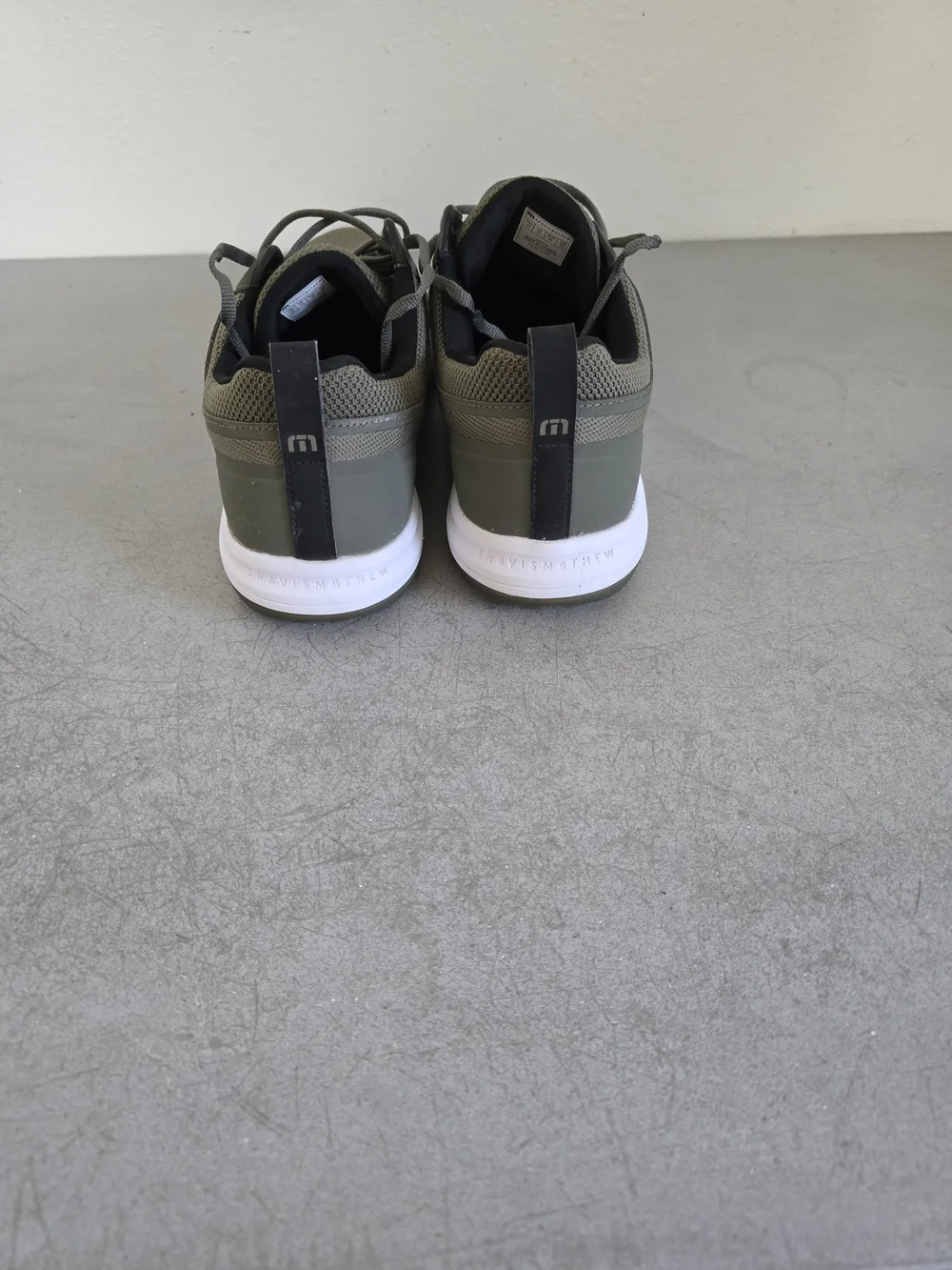 Travis Mathew Men's Lightweight Casual Shoes Sz 12